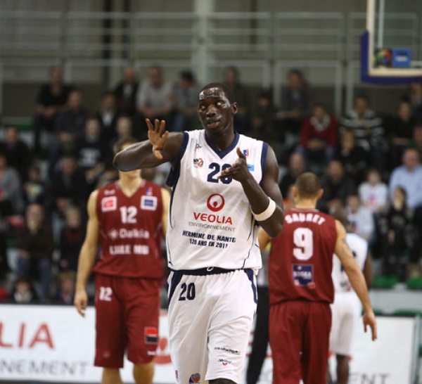 FRANCE LNB : Malick Badiane out pour 6 semaines un autre sénégalais Elson Mendy pour le remplacer