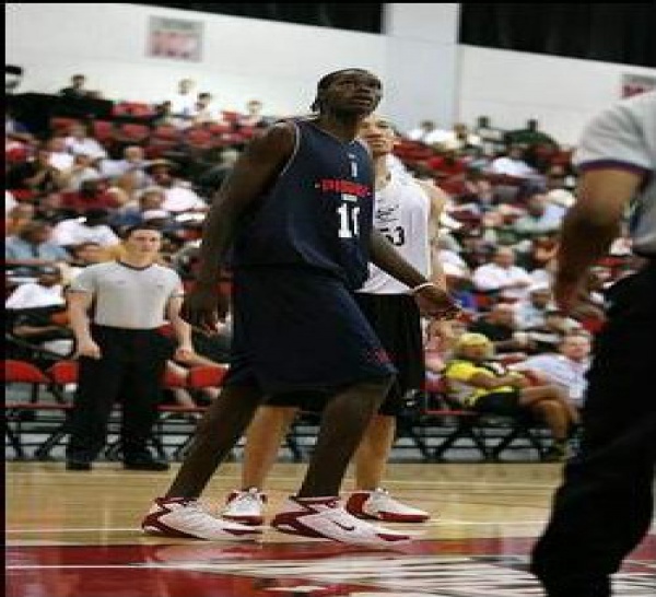 (VIDEO-VIDEO) Toshiba Vegas Summer League: Cheikh SAMB donne la victoire aux Pistons de Détroit