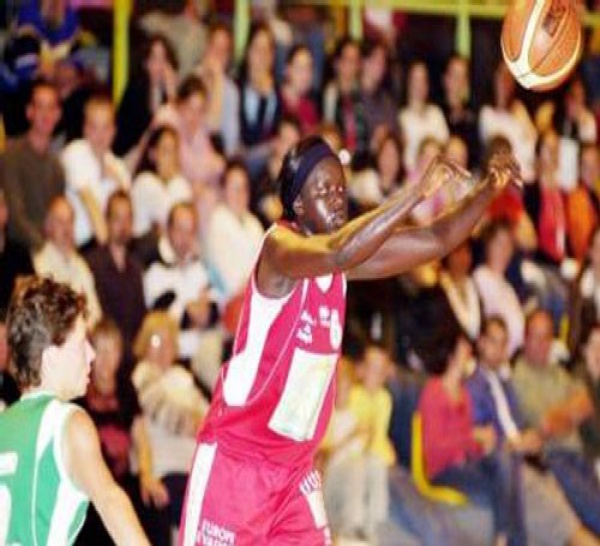 NF1 FRANCE : JEANNE SENGHOR affole les compteurs 41 pts, 11 rebonds