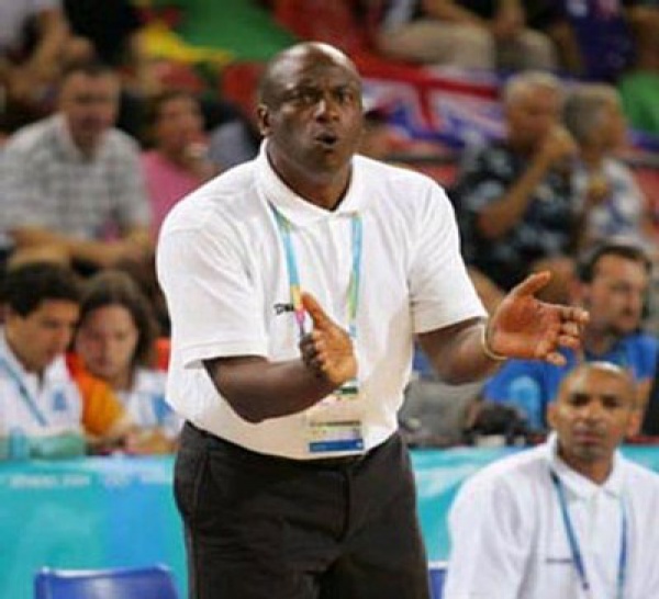 Nommé coach des Charlottes Bobcats, Sam Vincent diffère sa venue au Sénégal