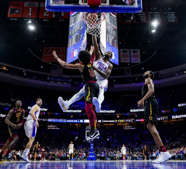 Embiid franchit les 10000 points en saison régulière NBA lors du succès des Philadelphia 76ers face à Cleveland