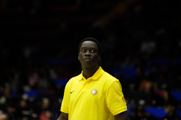 AFROBASKET 2015-CHEIKH SARR PASSE EN REVUE SES TROUPES